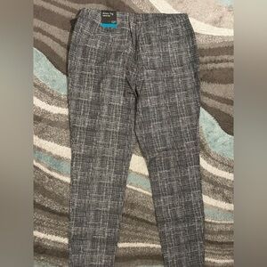 Alfani petite Black and White skinny pants Woven line 12P